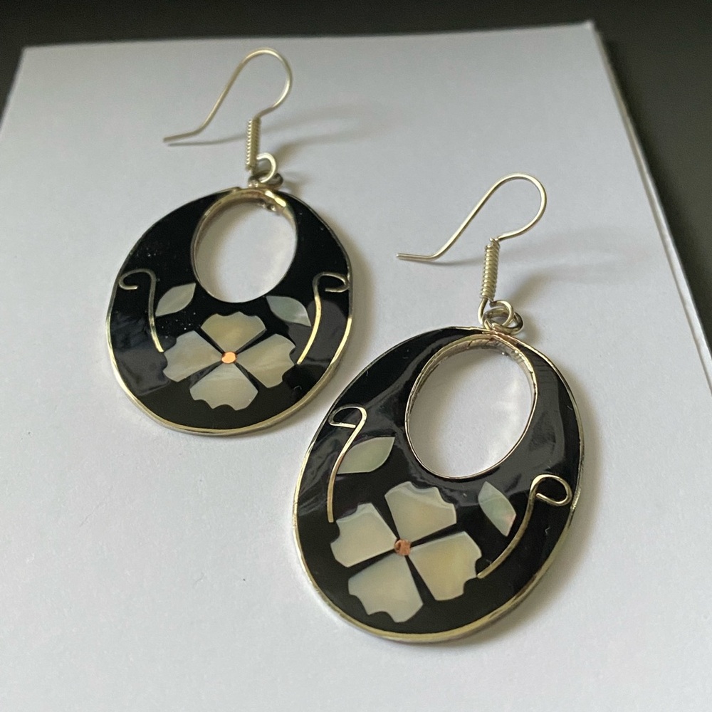 Vintage Abalone Shell Mother of Pearl Inlay Silver Tone Earrings